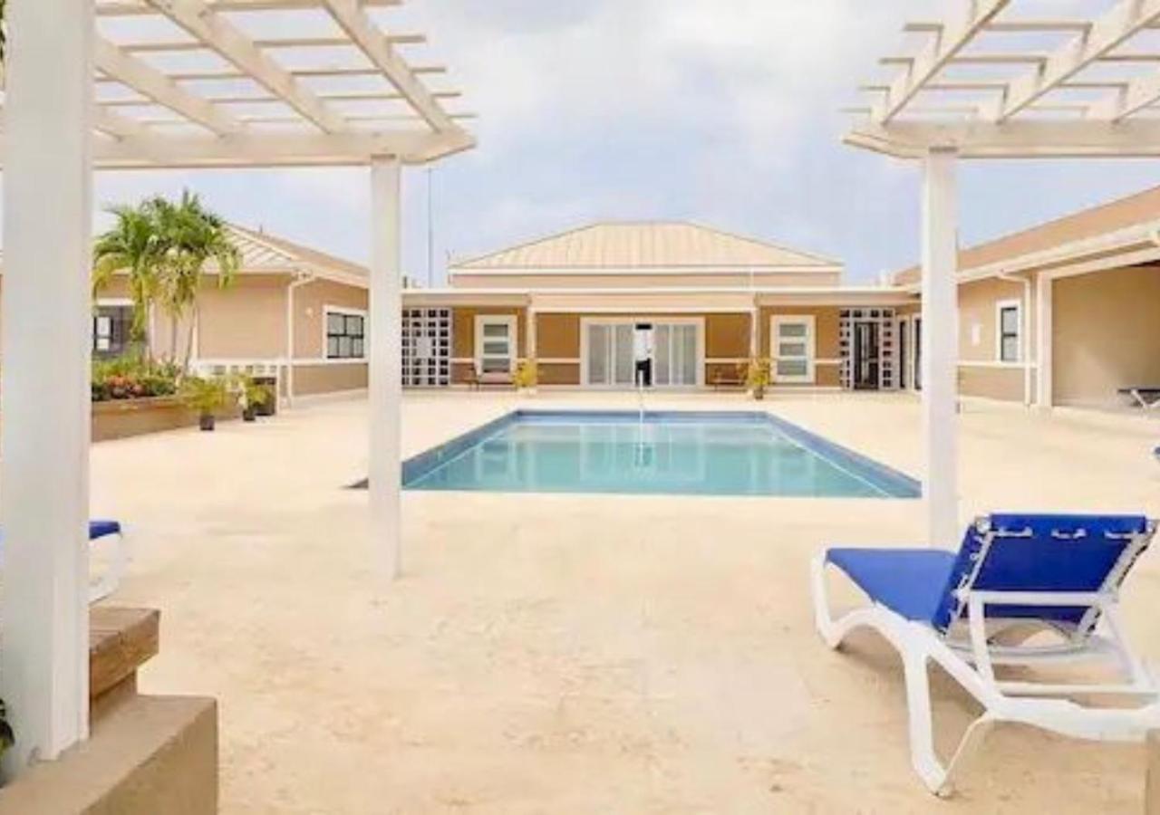 Seashore Vacation Home, Oceanpointe, Lucea, Jamaica Extérieur photo