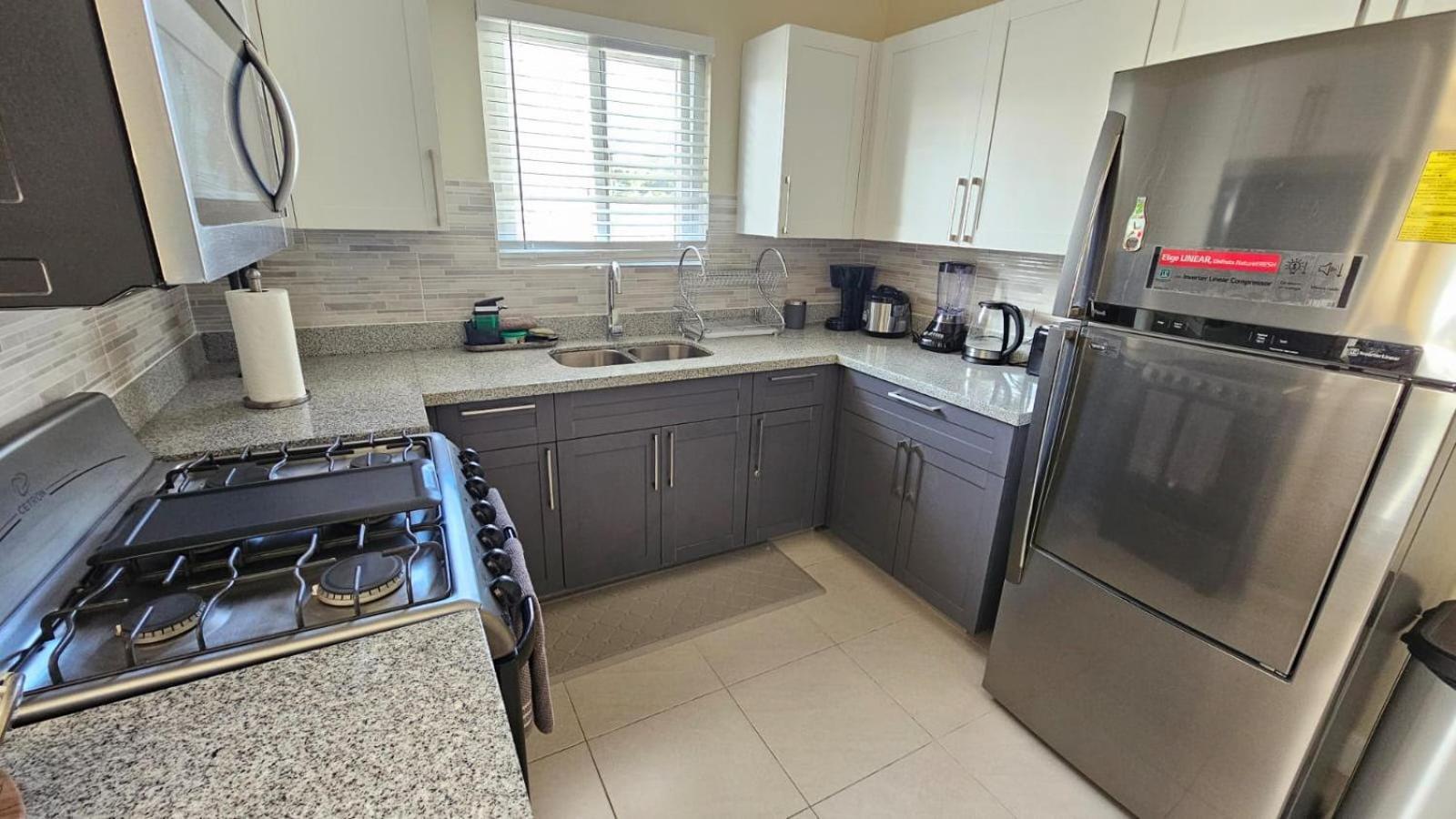 Seashore Vacation Home, Oceanpointe, Lucea, Jamaica Extérieur photo